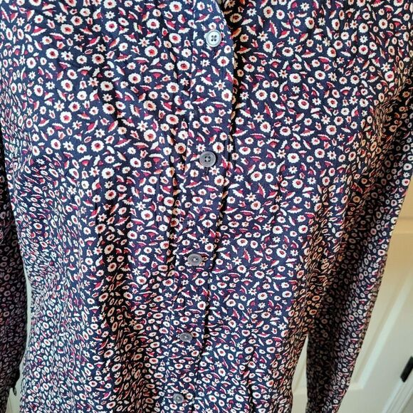 Talbots red, white and blue floral button up shirt - Picture 4 of 7